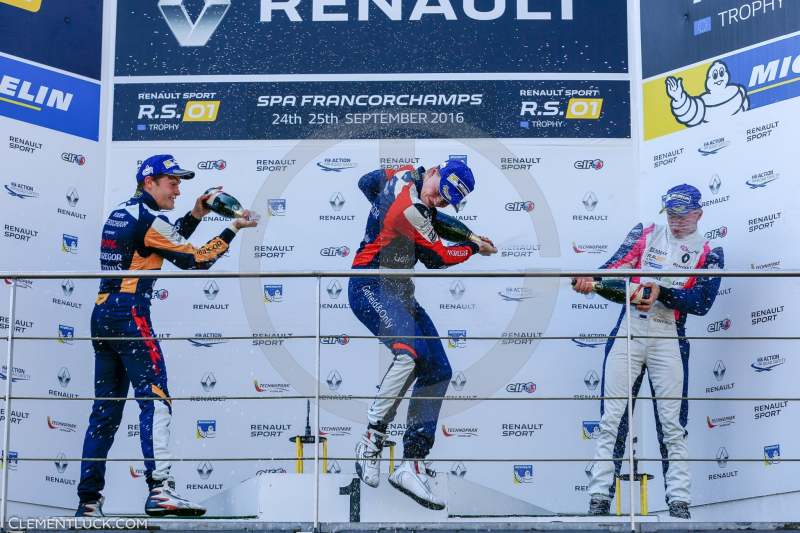 SCHOTHORST Pieter (NED) RENAULT RS 01 team VERSCHUUR SCHOTHORST Steijn (NED) RENAULT RS 01 Team VERSCHUUR KORJUS Kevin (EST) RENAULT RS 01 team R-ACE GP ambiance portrait podium race 3 during the 2016 Renault Sport series at Spa Francorchamps, Belgium, September 23 to 25 - Photo Clement Luck / DPPI
